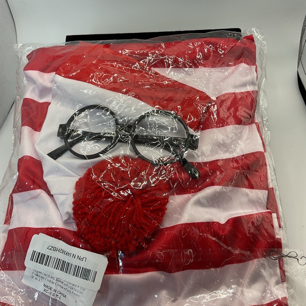 NWT *. Find Waldo Red and White Striped Costume with Glasses
